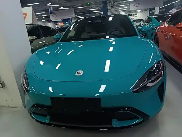 Xiaomi SU7 2025