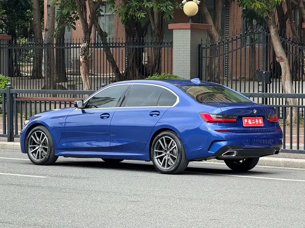 BMW 3 Series 2021