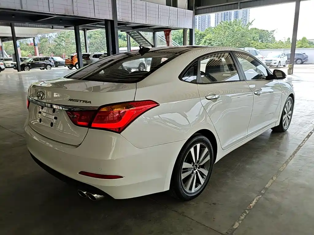 Hyundai Mistra 2016 — фото 7