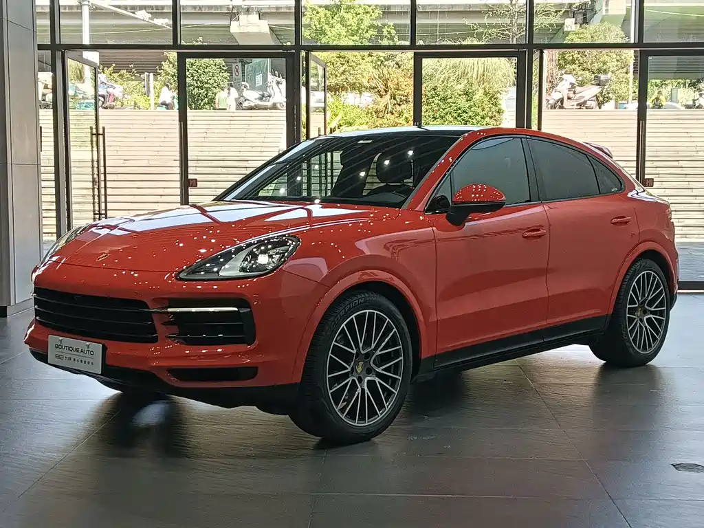 Porsche Cayenne 2021 — фото 1