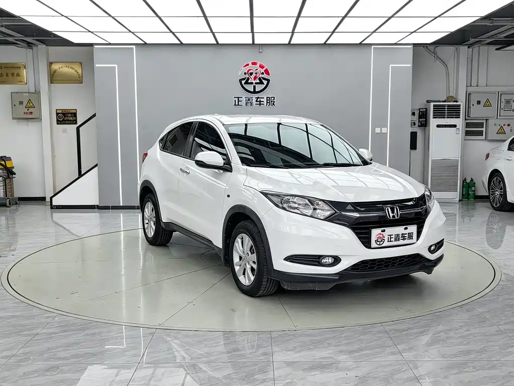 Honda Vezel 2015
