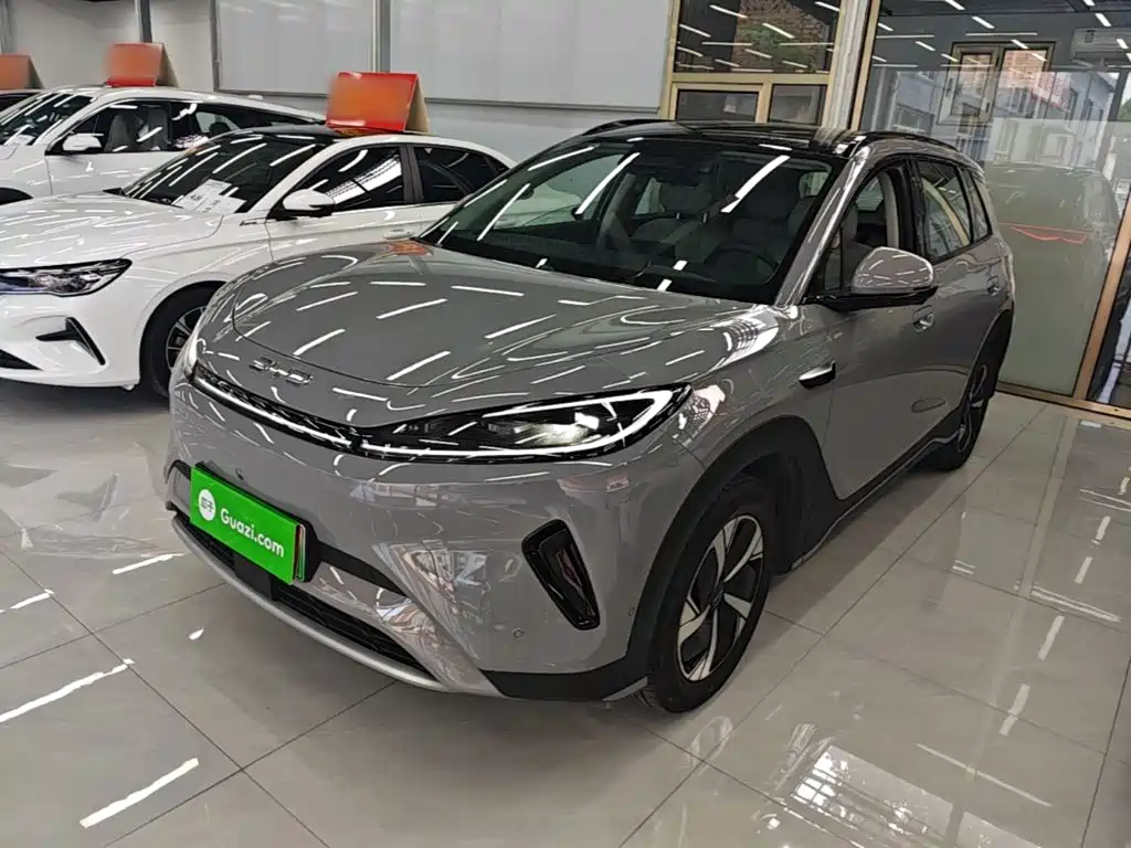 BYD Sealion 05 EV 2025 — фото 2