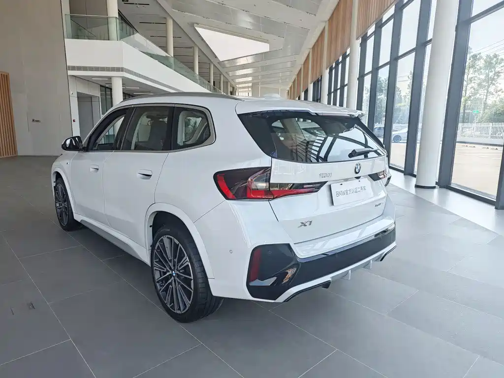 BMW X1 2025 — фото 6