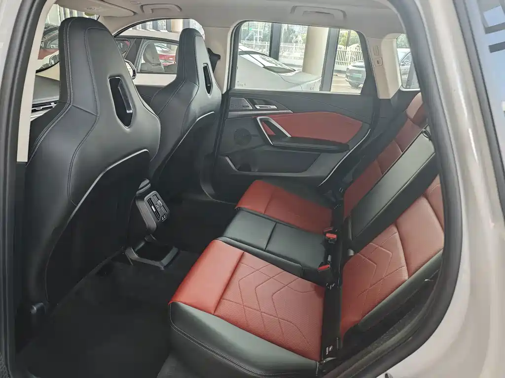 BMW X1 2025 — фото 11
