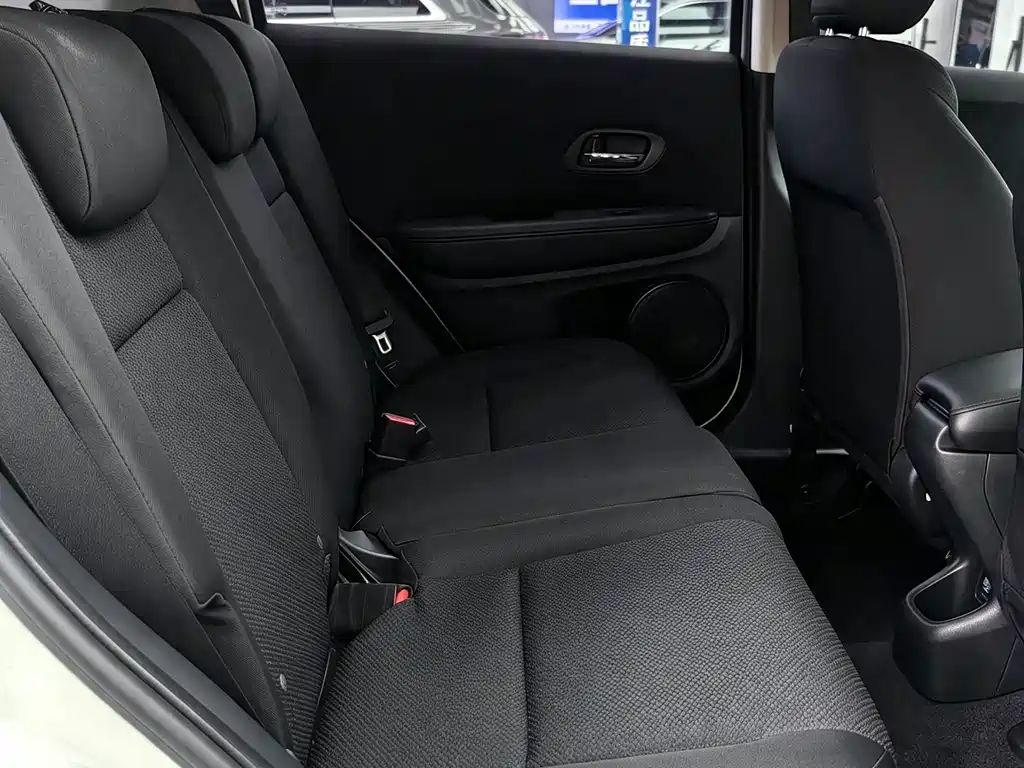 Honda Vezel 2015 — фото 13