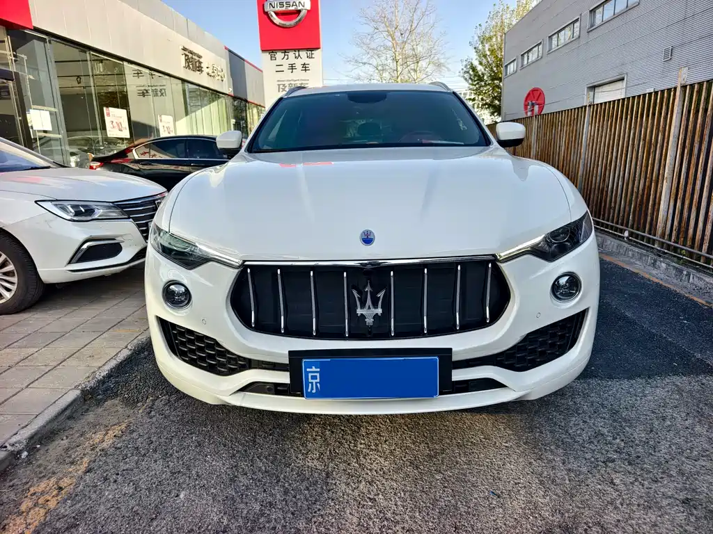 Maserati Levante 2017 — фото 2