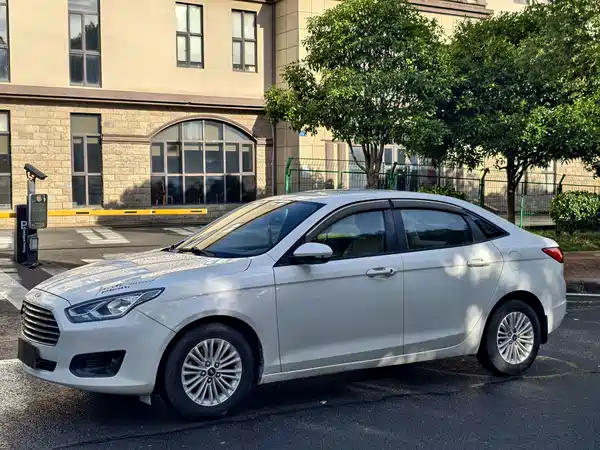 Ford Escort 2016