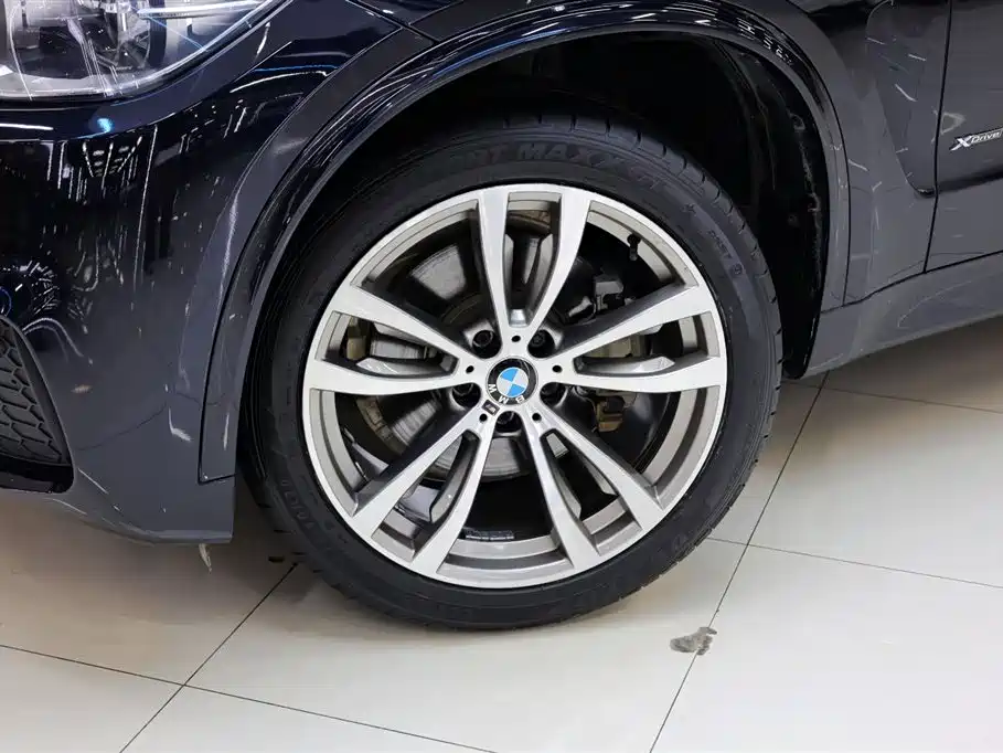 BMW X5 2019 — фото 12