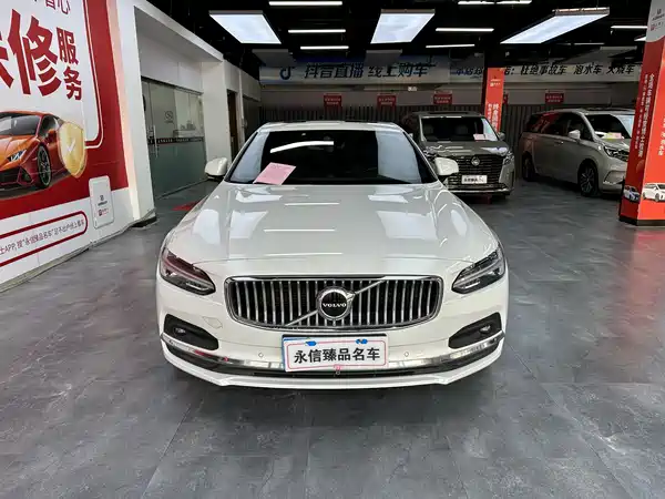 Volvo S90 2021