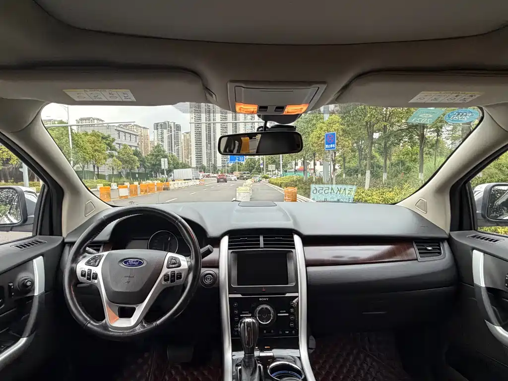 Ford Edge 2015 — фото 10