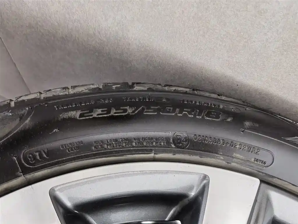 Roewe RX5 MAX 2020 — фото 24