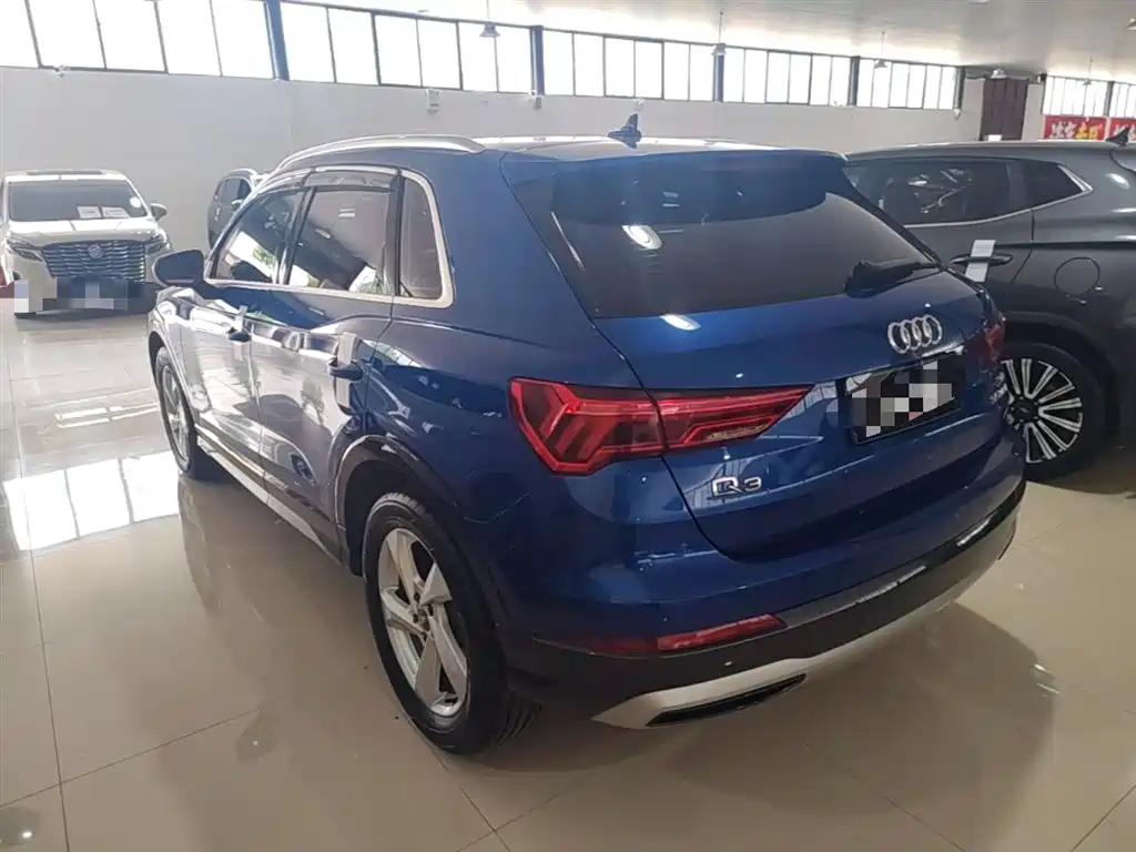 Audi Q3 2019 — фото 5