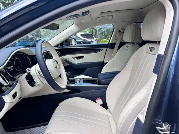 Bentley Flying Spur 2024