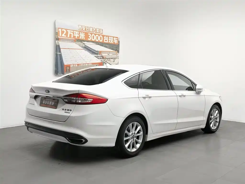 Ford Mondeo 2017 — фото 2