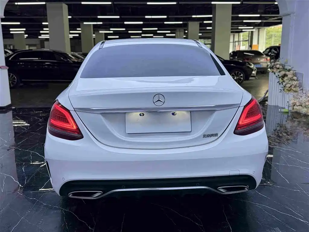 Mercedes-Benz C-Class 2019 — фото 18