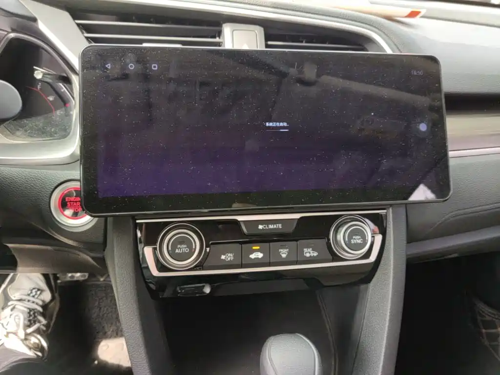 Honda Civic 2019 — фото 13