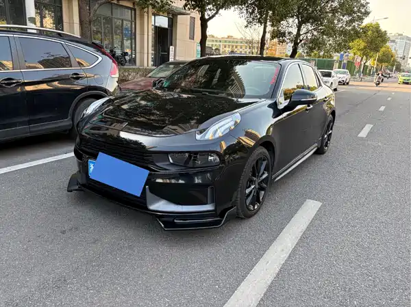 Lynk & Co 03 2019