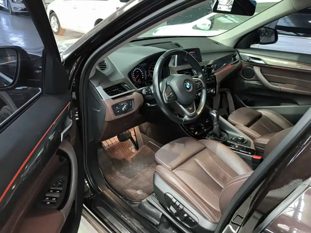 BMW X1 2019 — фото 16