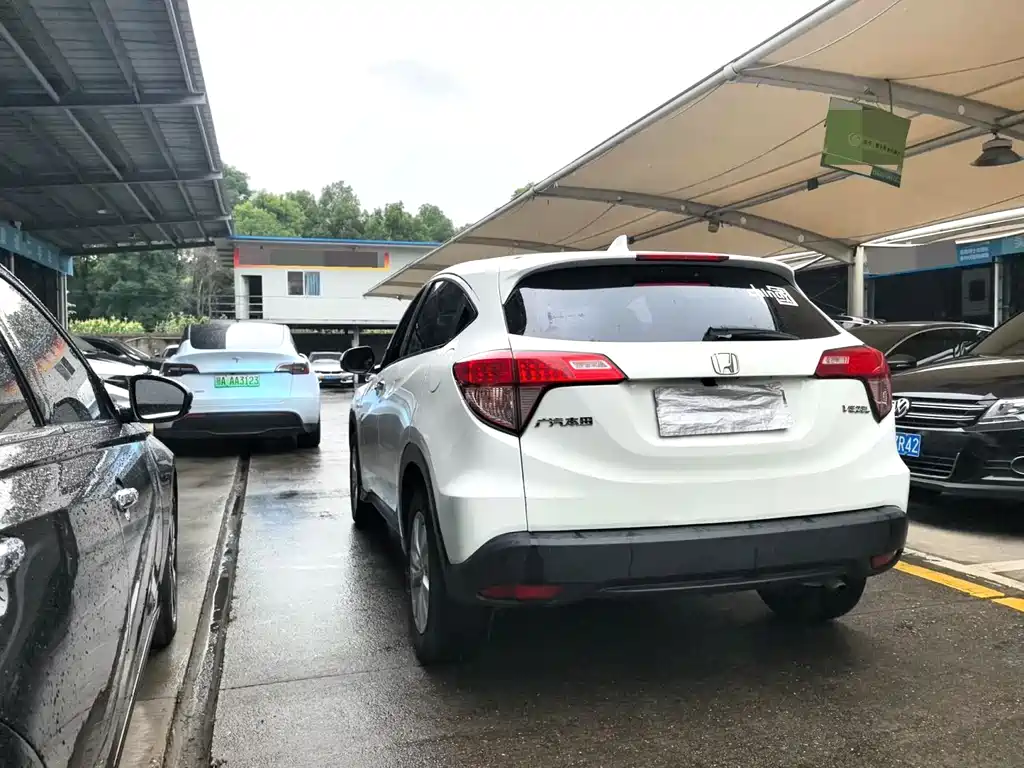Honda Vezel 2017 — фото 7