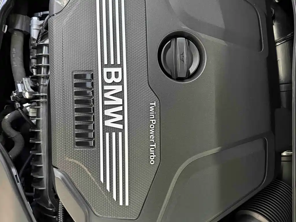 BMW 1 Series 2021 — фото 15