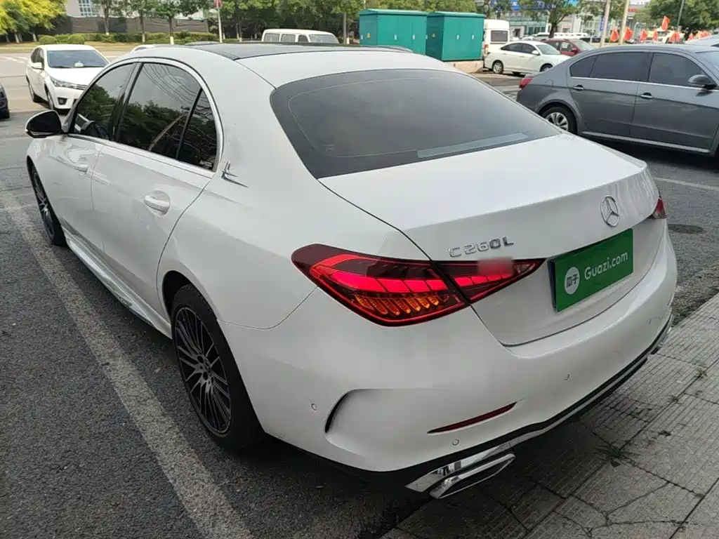 Mercedes-Benz C-Class 2023 — фото 5