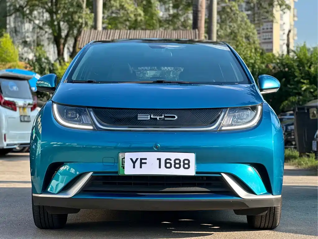 BYD Dolphin 2023