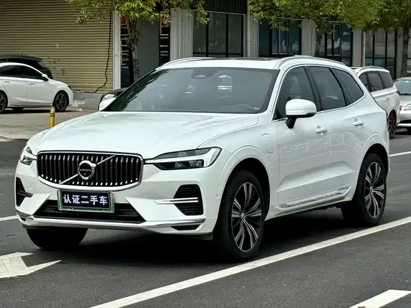 Volvo XC60 Plug-In Hybrid 2023