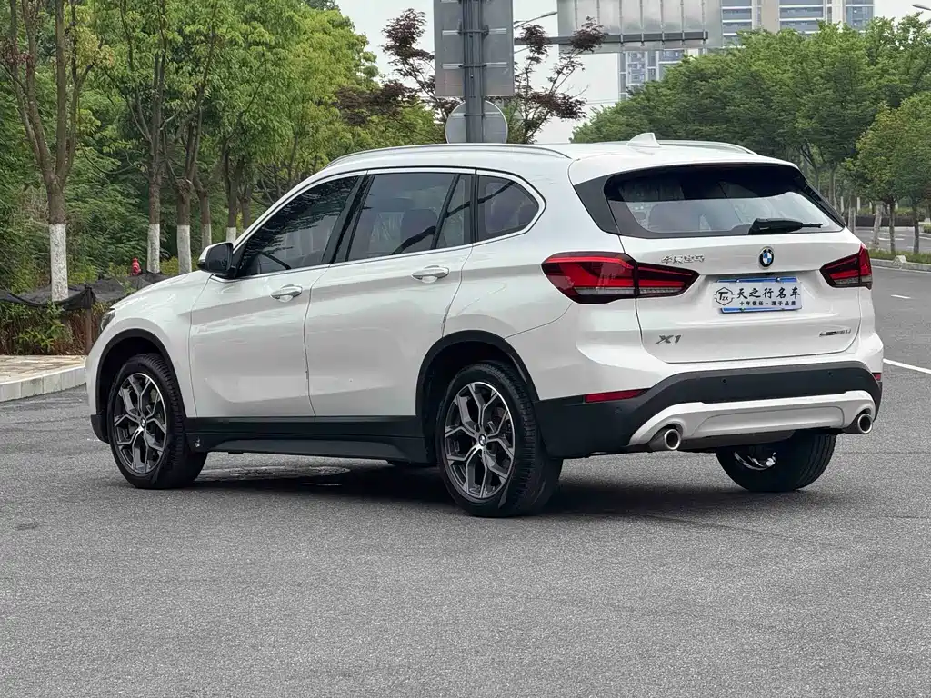 BMW X1 2021 — фото 16