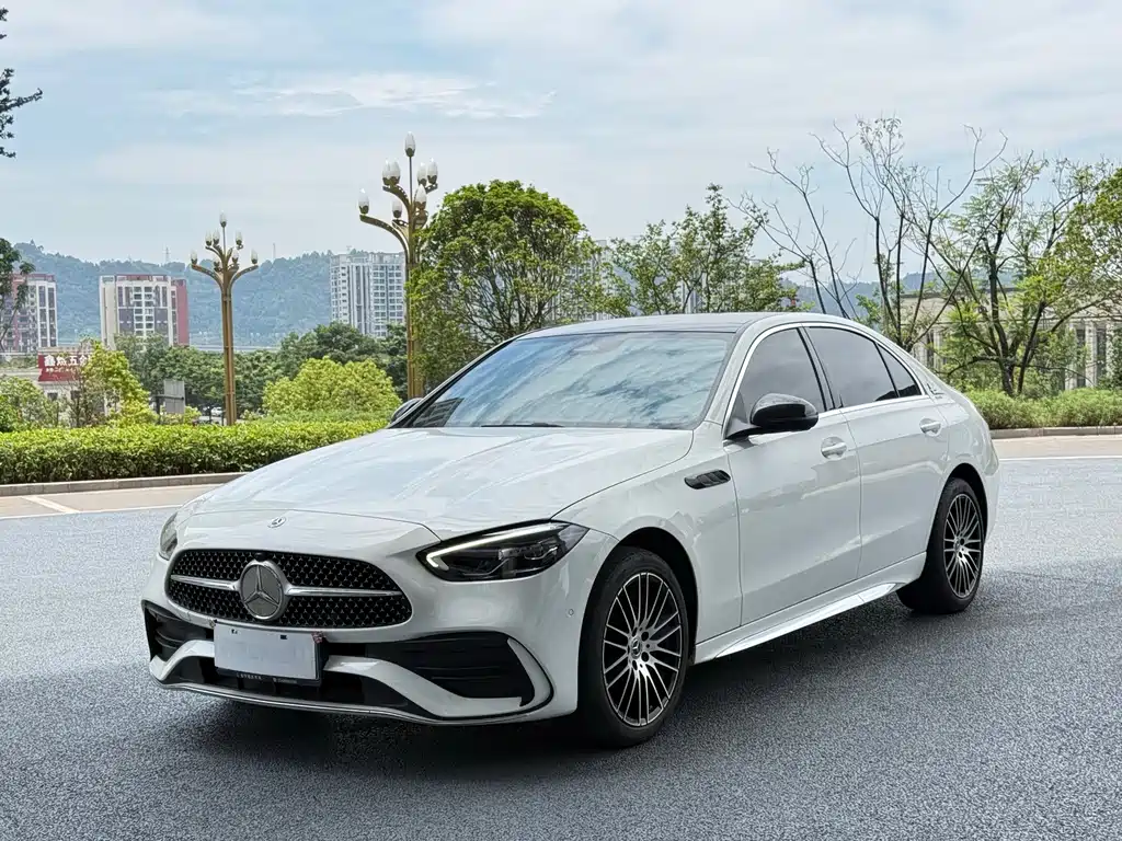 Mercedes-Benz C-Class 2023 — фото 2
