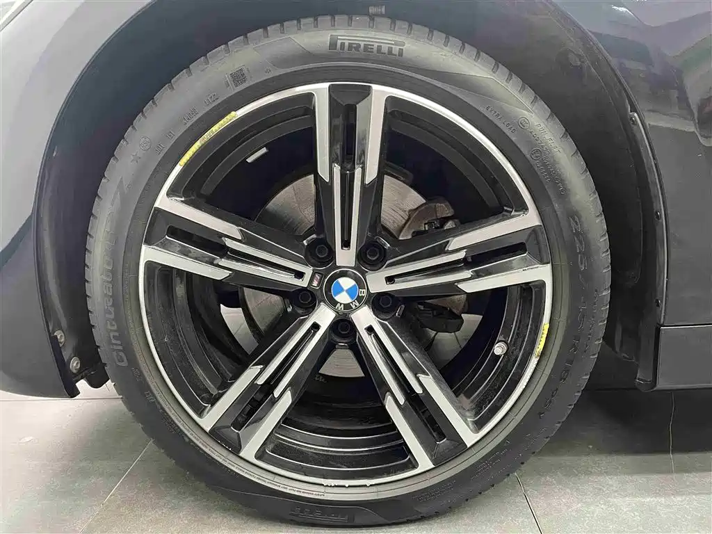 BMW 3 Series 2022 — фото 17