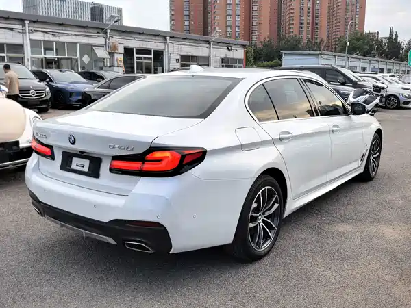 BMW 5 Series 2023