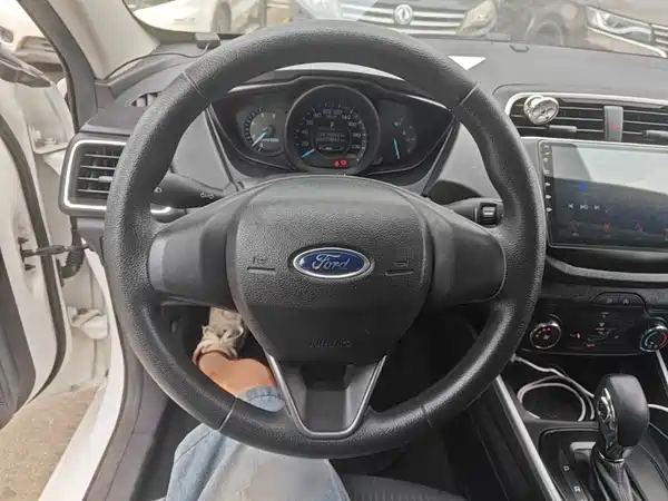 Ford Escort 2019