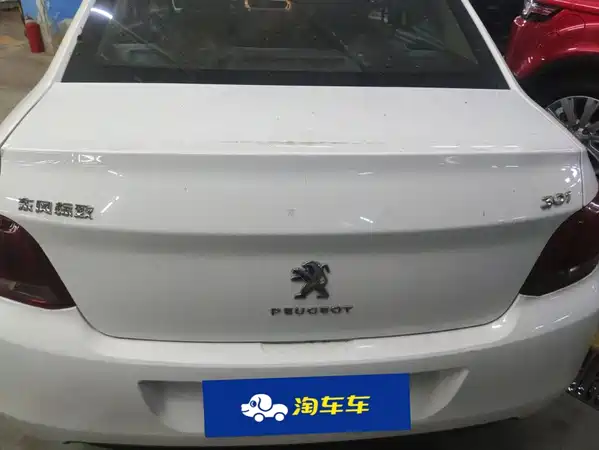 Peugeot 301 2017