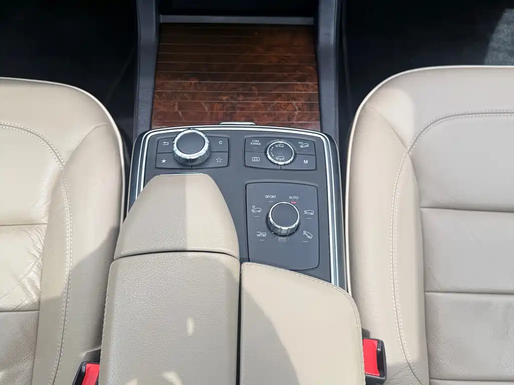 Mercedes-Benz M-Class 2014 — фото 17