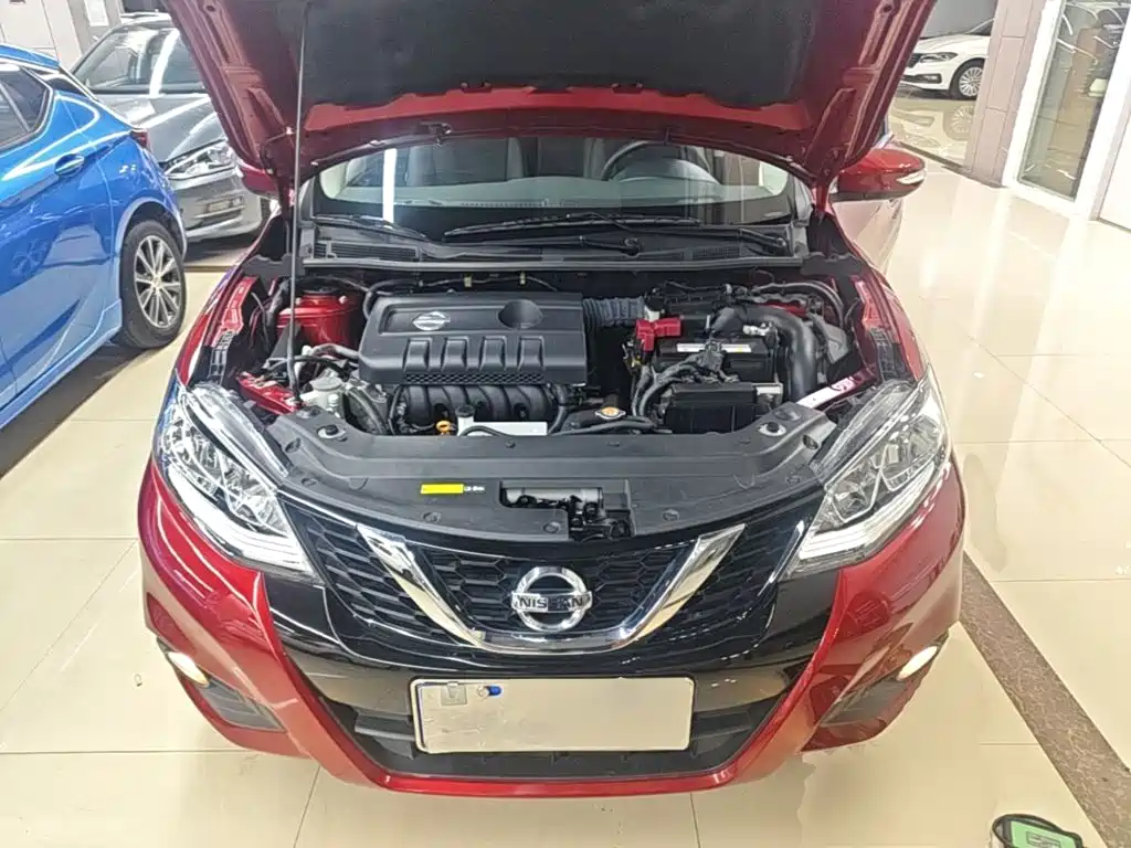 Nissan Tiida 2017 — фото 20