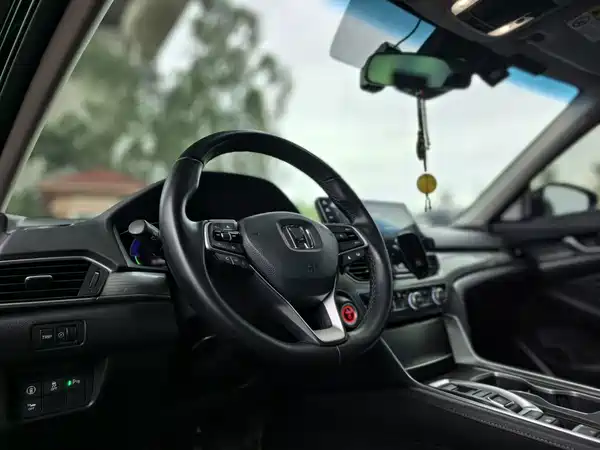 Honda Accord 2023