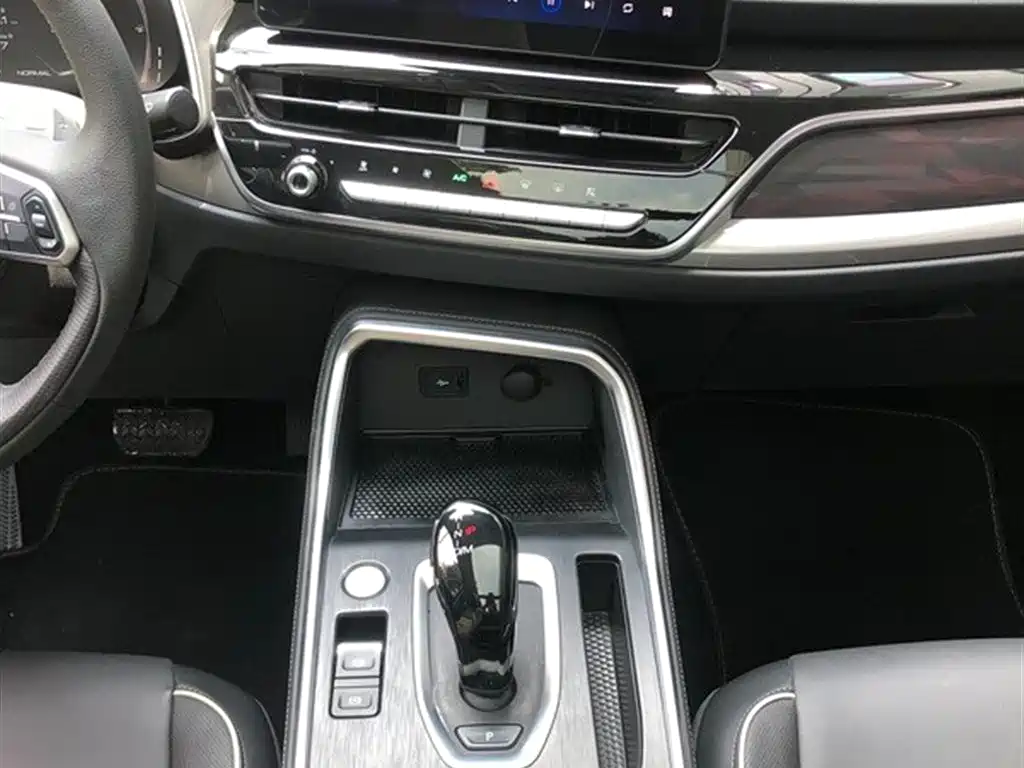 Haval H6 2022 — фото 10