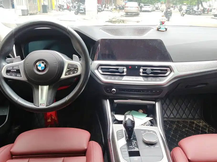 BMW 3 Series 2021 — фото 12