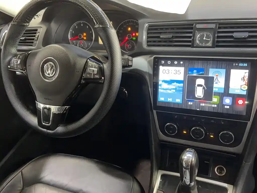 Volkswagen Passat 2014