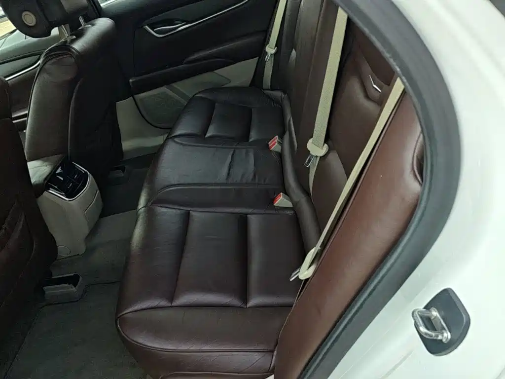 Cadillac XTS 2015 — фото 17