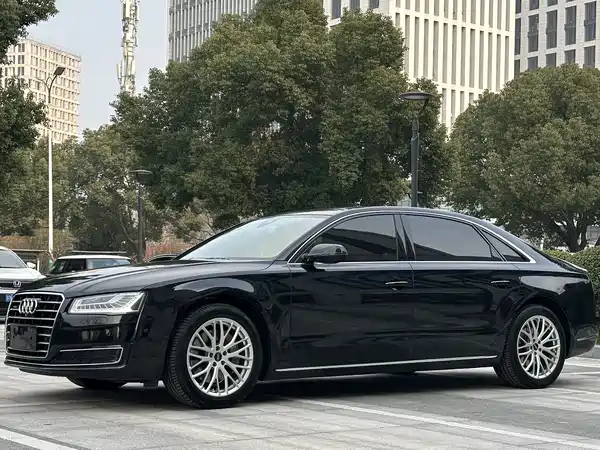 Audi A8 2016