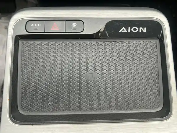 Aion Y 2022