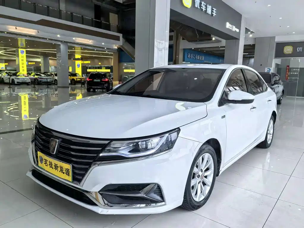 Roewe i6 New Energy 2019 — фото 1