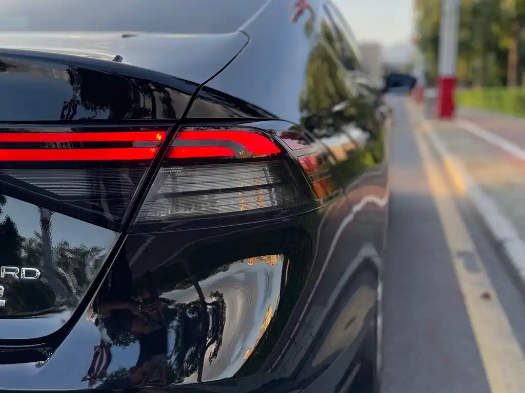 Honda Accord 2024 — фото 11