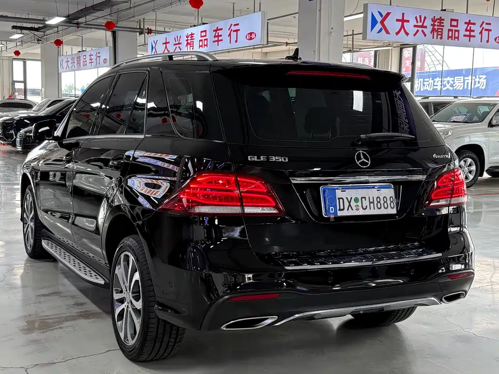 Mercedes-Benz GLE 2017 — фото 6