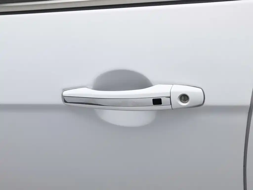 Geely Emgrand 2016 — фото 18