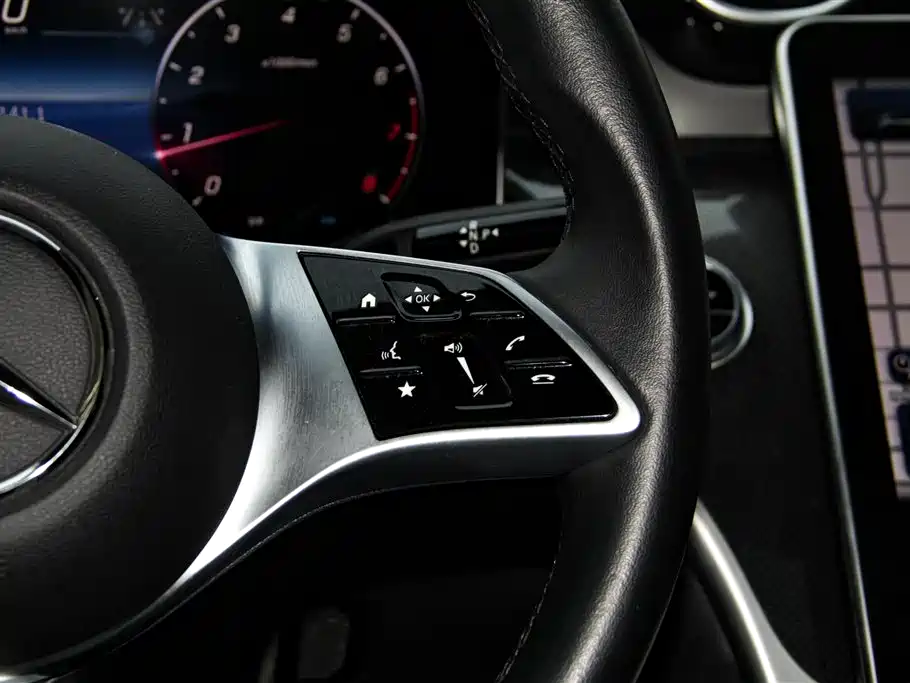 Mercedes-Benz GLC 2023 — фото 24
