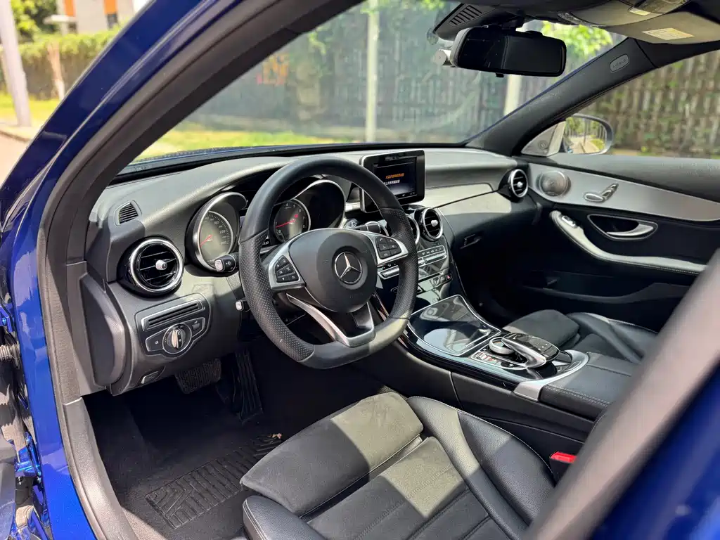 Mercedes-Benz C-Class 2017 — фото 18