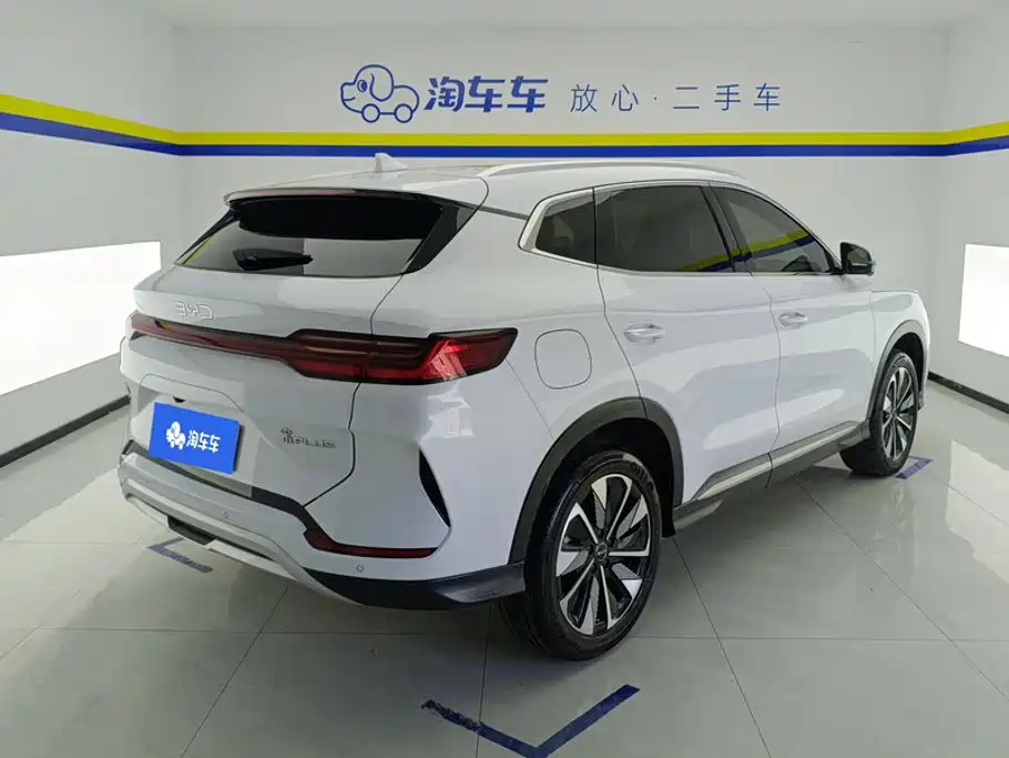 BYD Song PLUS New Energy 2025 — фото 3