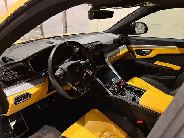 Lamborghini Urus 2023